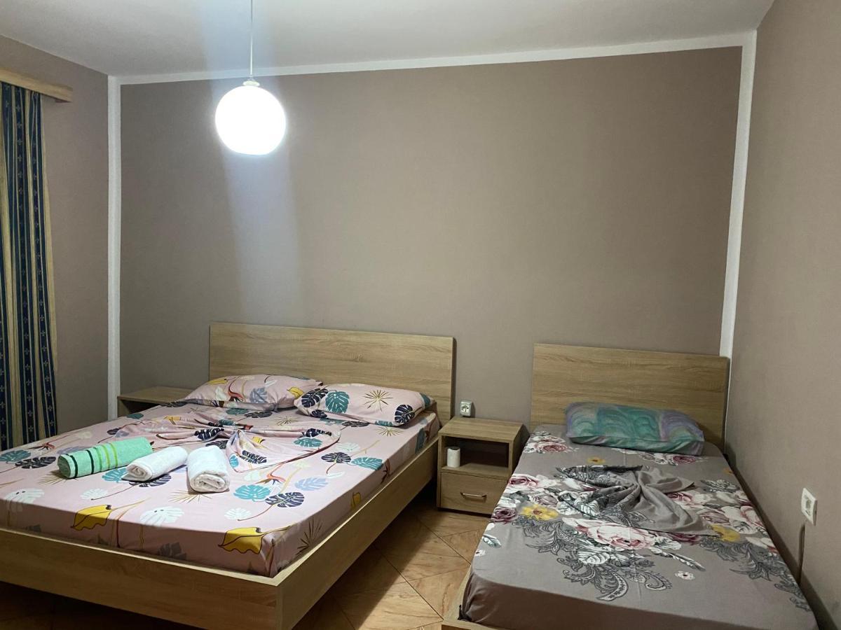 Guesthouse Sense Tirana Eksteriør billede